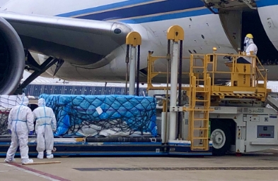 航空貨運(yùn)以其速度和效率的優(yōu)勢(shì)，成為了連接世界的橋梁